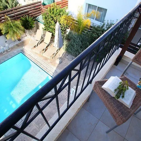 فيلة Luxury With Spacious Patio Area 56 *